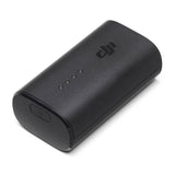 DJI FPV Goggles Akku schräg von oben mit Ein-/Aus-Taste