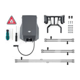 Lieferumfang DJI AP100: Fallschirm, Montagehalterung, Schrauben, Werkzeug, Kabelklemmen, drei Gimbal-Sicherungsseile, Warnaufkleber