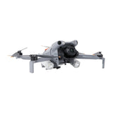 DJI Mini 5 Pro mit montiertem STARTRC Doppel-LED-Scheinwerfer