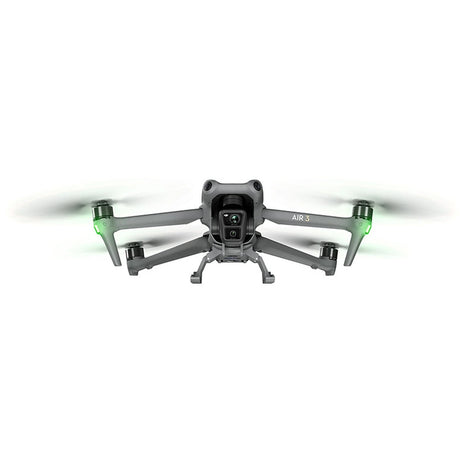 DJI Air 3 mit montiertem STARTRC Landegestell von vorn